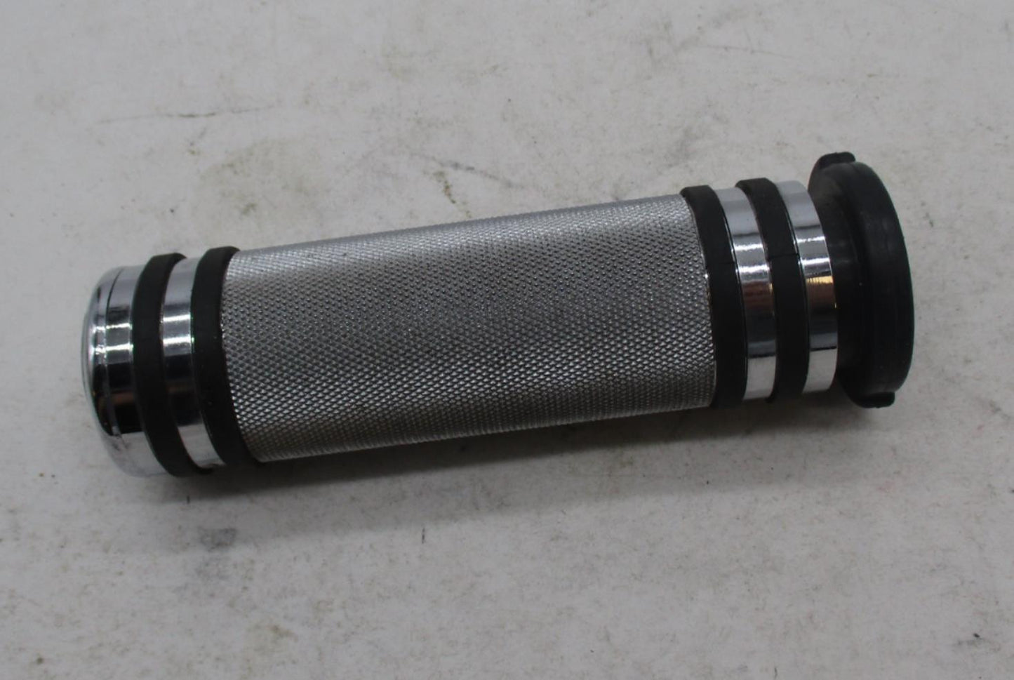 Harley Davidson Single Chrome Knurled Handlebar Grip