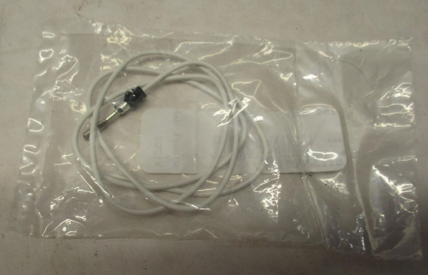 Genuine MINI Cooper Bushing Contact with Wire Lead 61130005199