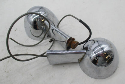 Pair of Harley Davidson Yankee 1030 Turn Signals w/ Standoffs Brackets Mounts