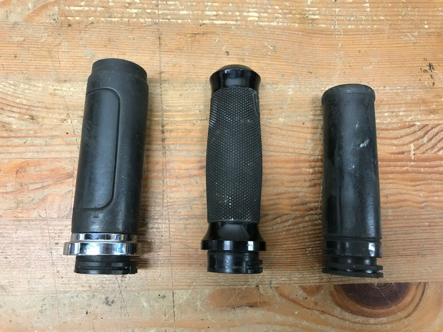 Lot of 3 OEM Harley HANDLE GUIDE TUBE GRIP Fits Multiple Models LT & RT Sides