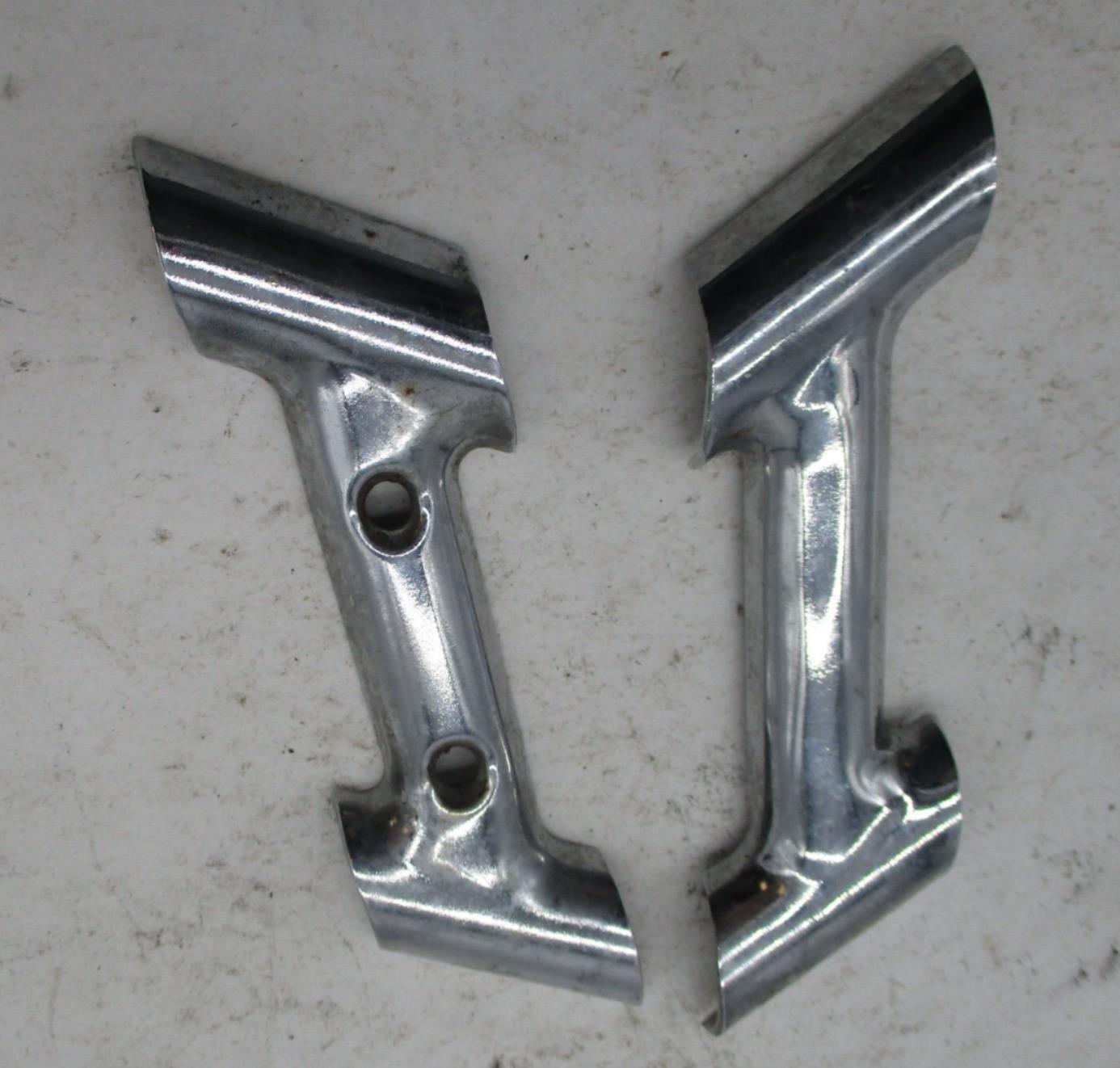 Harley -Davidson Right Side Rail Guard Clamp SET 90946-93 90935-93