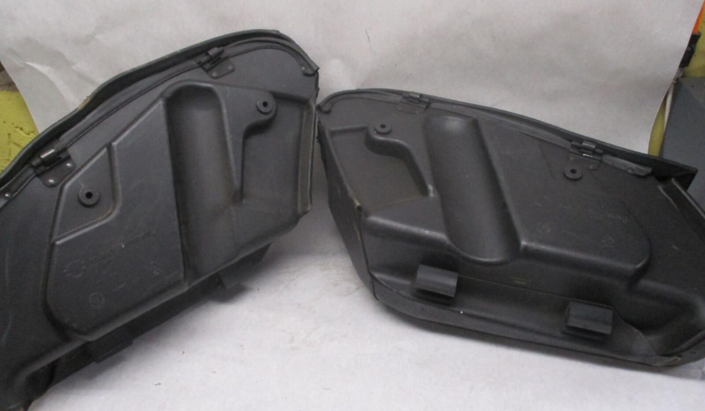 Harley Davidson Genuine Road King Leather Saddlebags 07396 RH 07395 LH