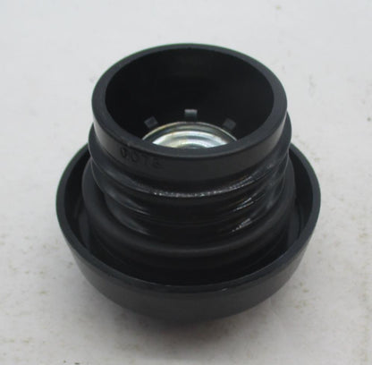 Harley Davidson 92-UP  FLHTCUI FLH FLHR FILLER Fuel Gas Tank Cap 61274-92