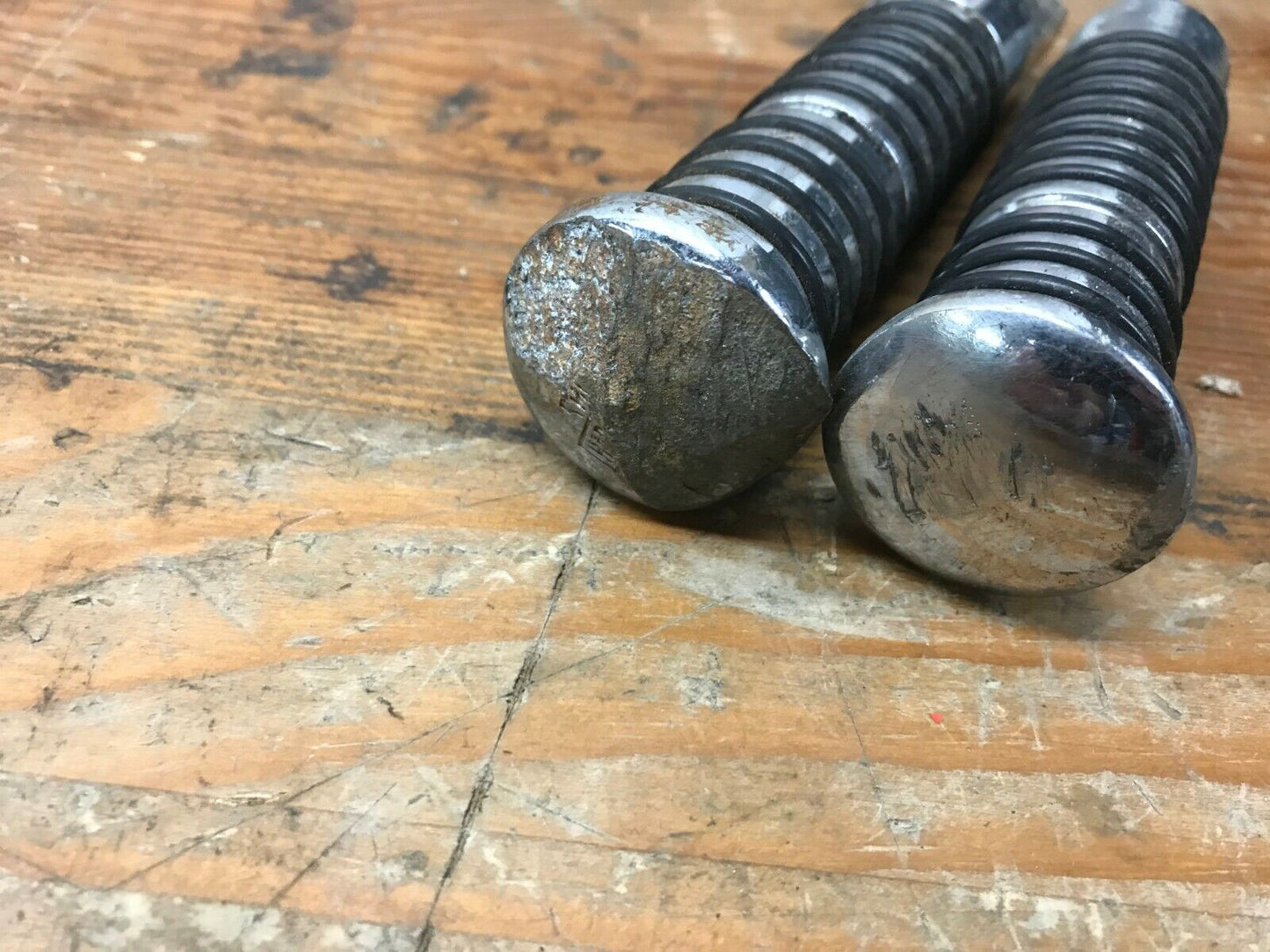 Pair Harley Shovelhead Sportster Foot Pegs Foot Rest Rubber Round Chrome Ribbed
