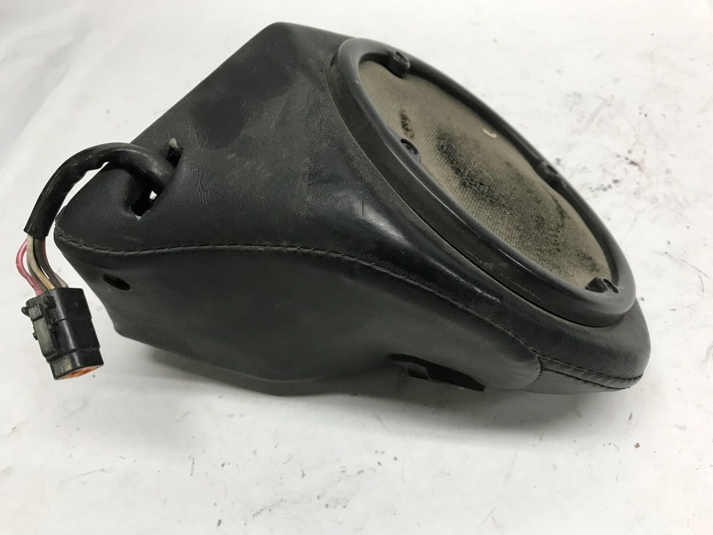 Harley Davidson Touring Speaker Housing Assembly 76287-06