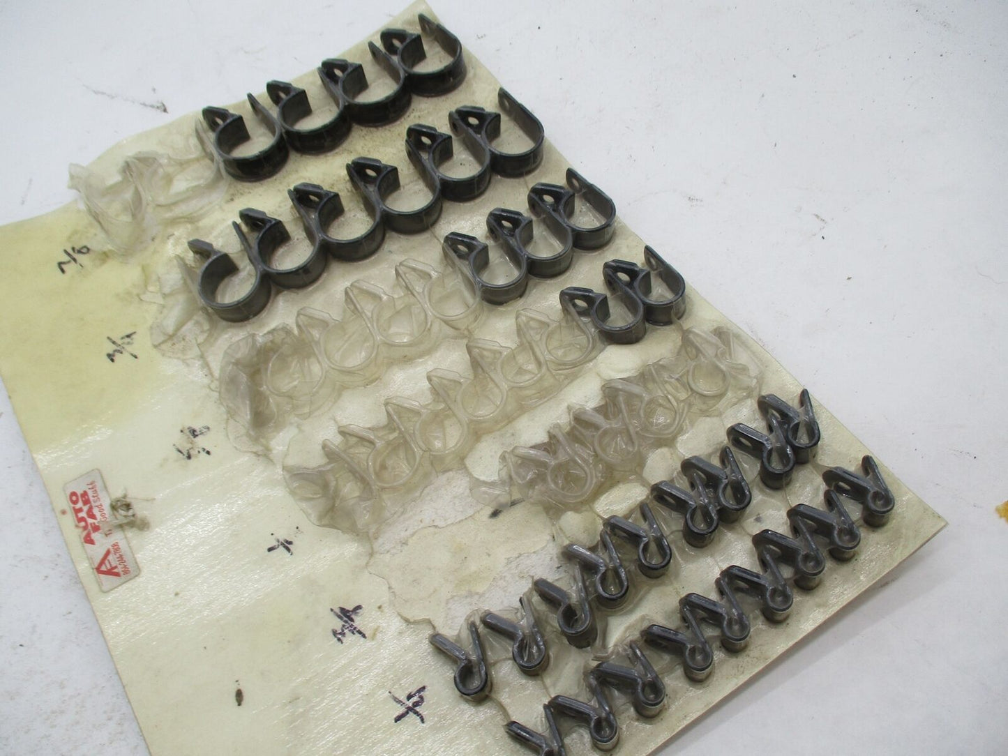 Mixed Lot of Harley Motorcycle Wire Retaining Clips Variety of Sizes