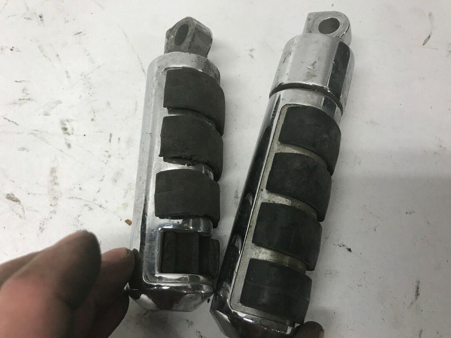 Pair (2) Original Harley Touring Highway Foot Peg Chrome Metal Rubber Shovelhead