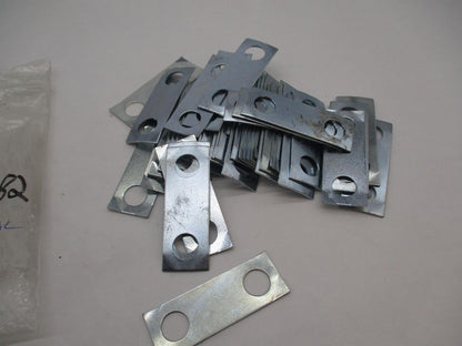 One (1) Harley Genuine NOS Foot Control FXR Bracket Lock Plate 42334-82