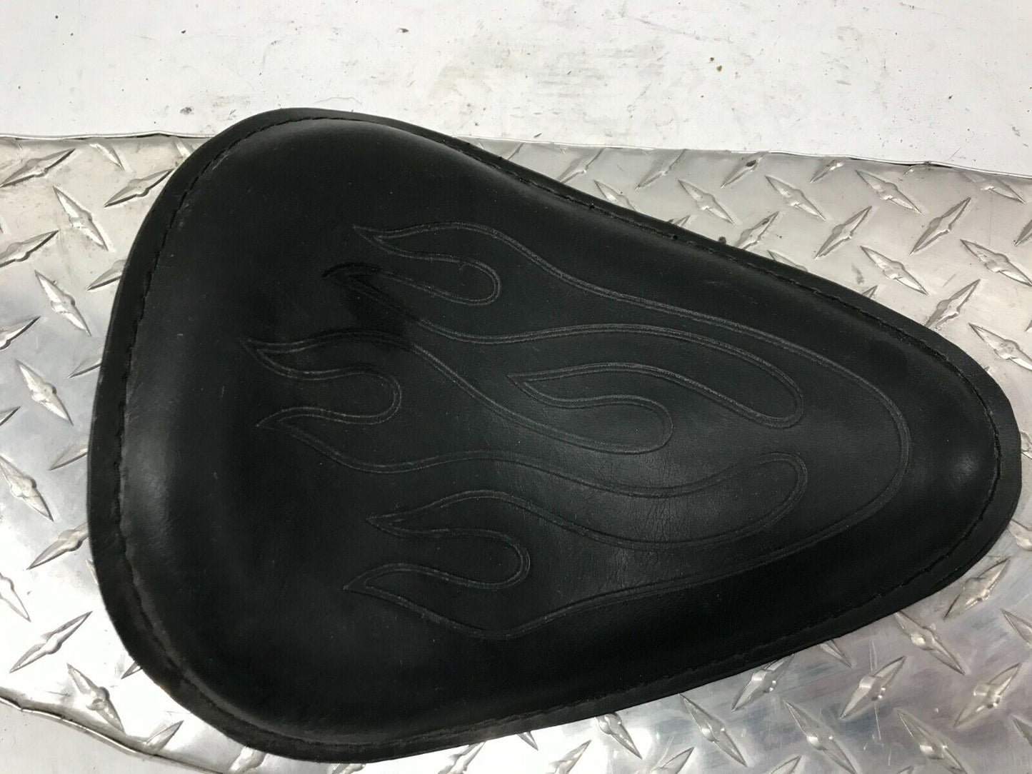 Harley Davidson SOLO Seat pan Diamond Plate chopper bobber Jesse James Style