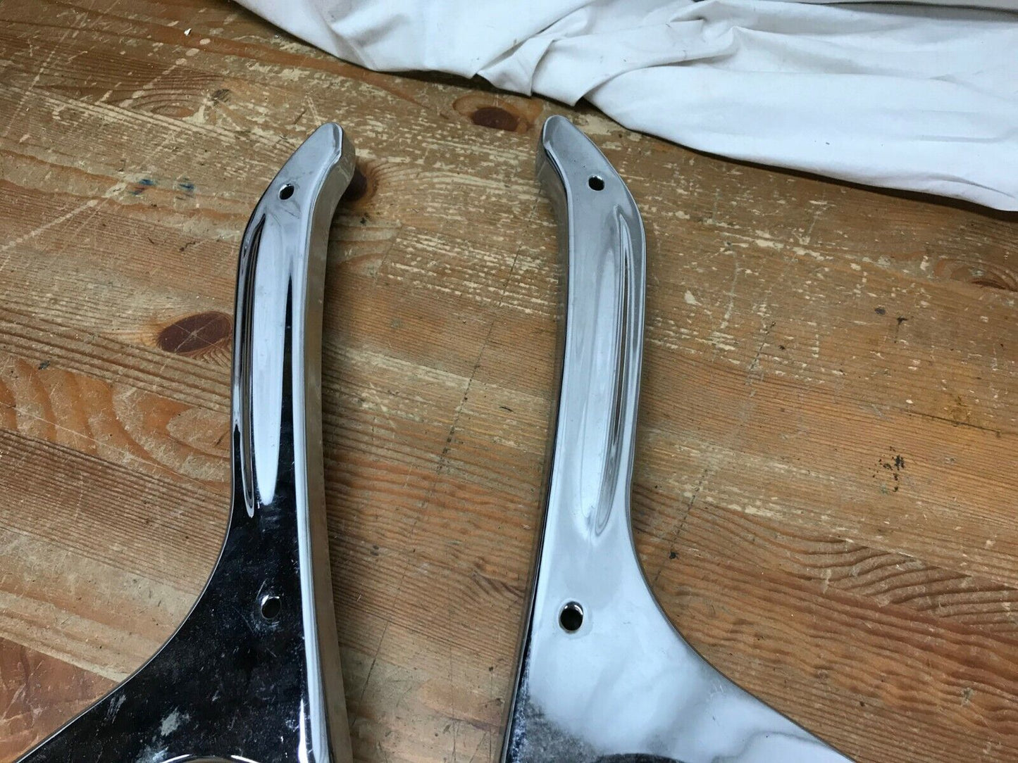 Honda Shadow VT700 700 FENDER STRUT COVERS Back Rest Chrome Nice Shape