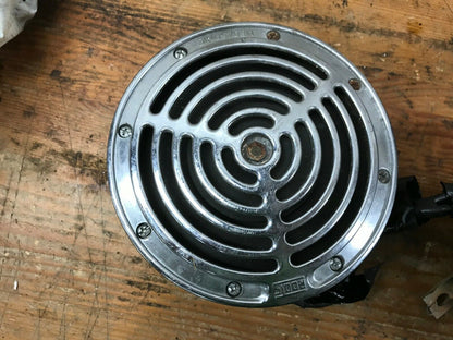 Lot of (2) ROOTS MEGASONIC HIGH TONE 395 HZ 12V HORN +LOW TONE 315 HZ 12V HORN