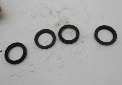 Lot of 4 CZ O-rings 6001736