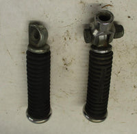 Pair of Harley-Davidson Round Passenger Foot Pegs Chrome Ends