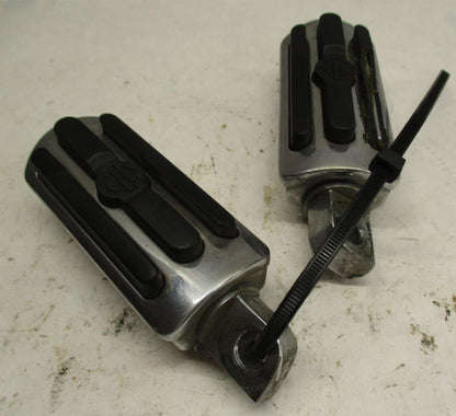 Genuine Harley Davidson Footpegs Chrome & 3 Rib Ribbed Angled Rubber Logo