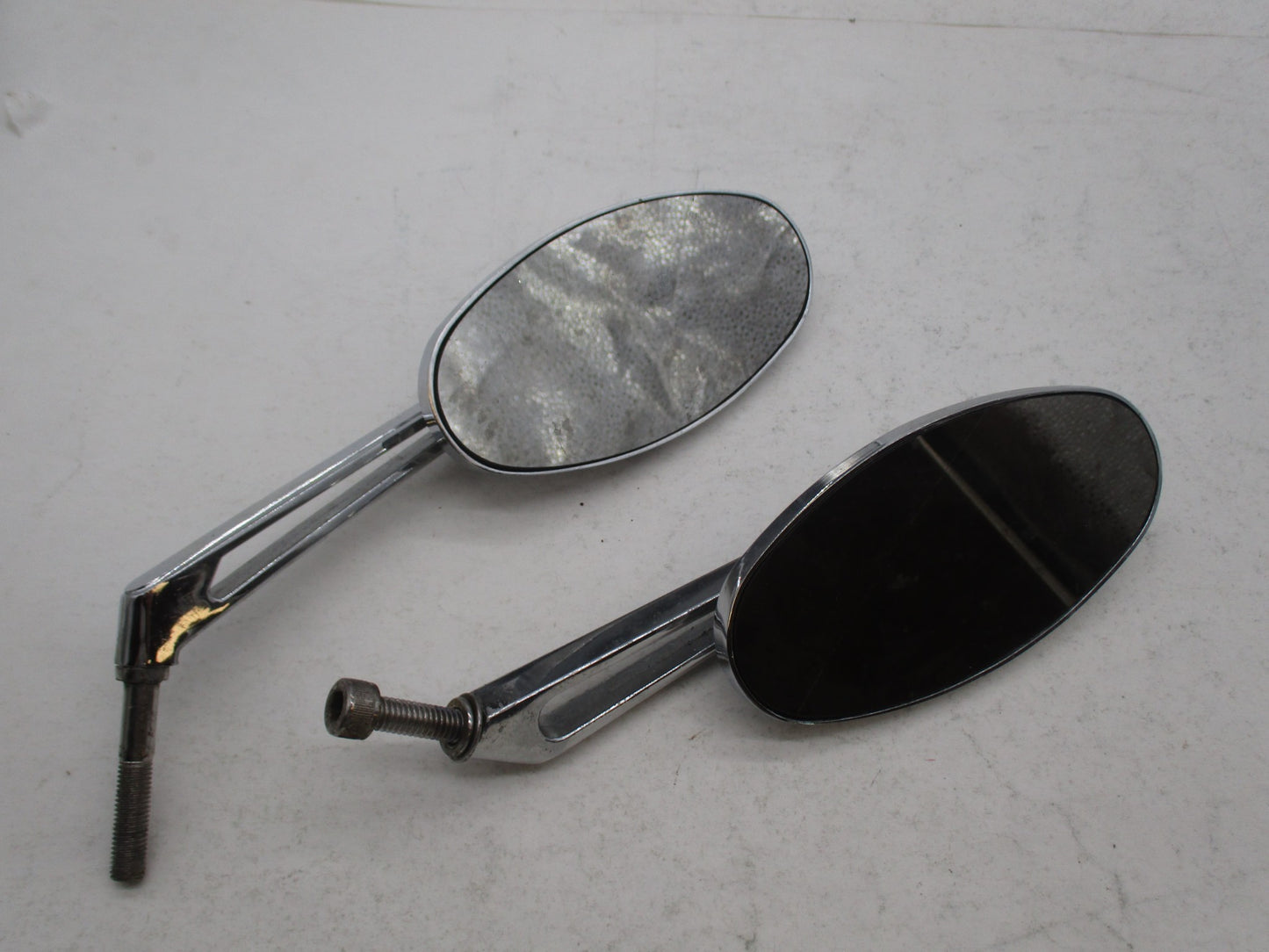 Pair of Harley Davidson Chopper Custom Oval Slotted Oval Mirrors